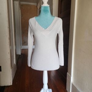 Arkitect V-neck Ribbed Top